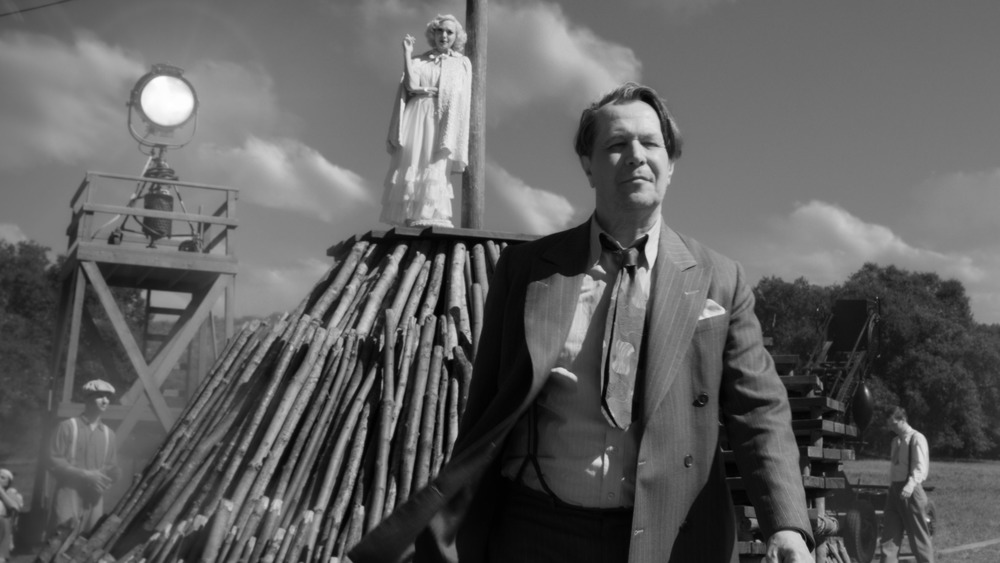 Gary Oldman in Mank