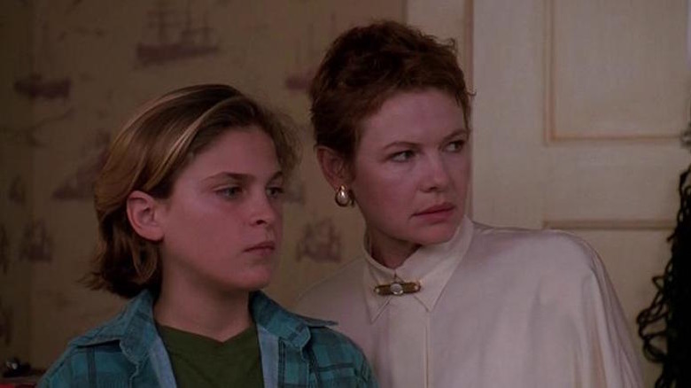 Joaquin Phoenix and Dianne Wiest in Parenthood